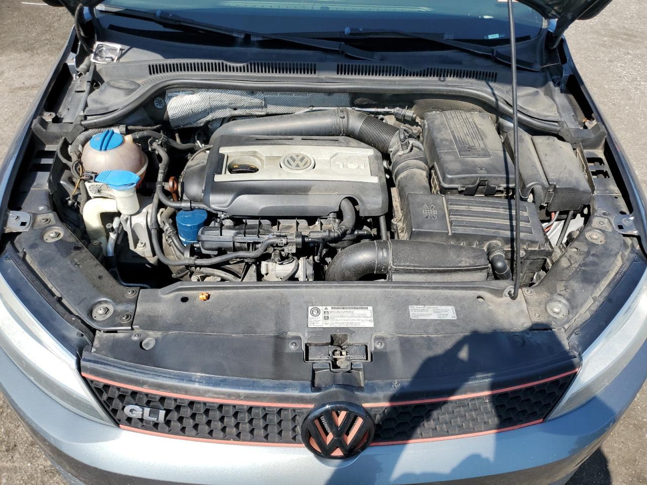 2012 VOLKSWAGEN JETTA