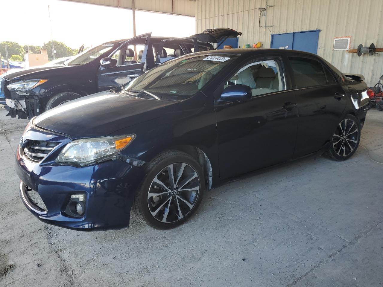 2013 TOYOTA COROLLA