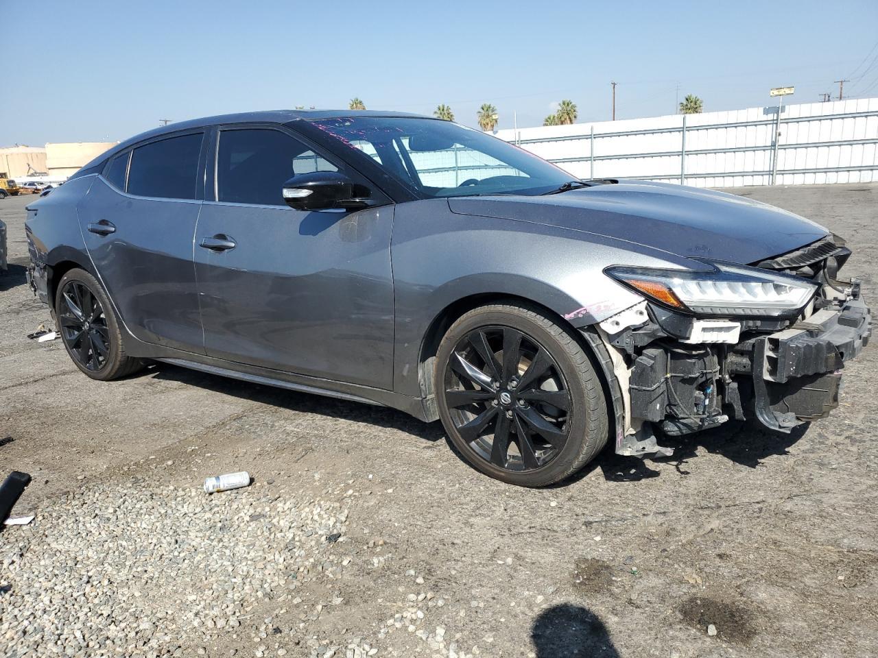 2019 NISSAN Maxima