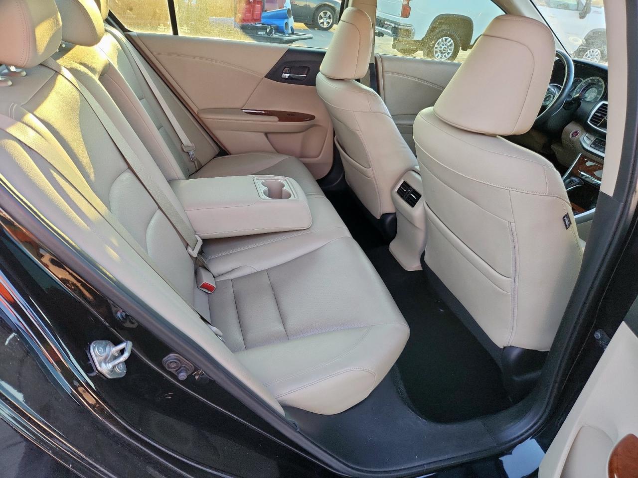 2015 HONDA ACCORD
