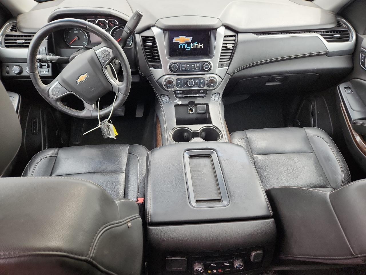 2016 CHEVROLET Suburban