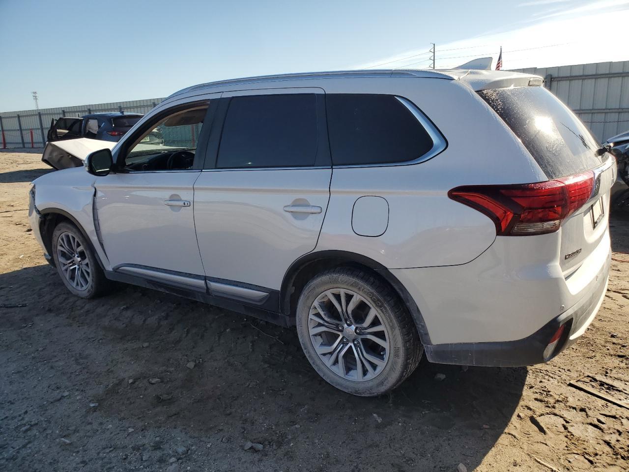 2017 MITSUBISHI outlander