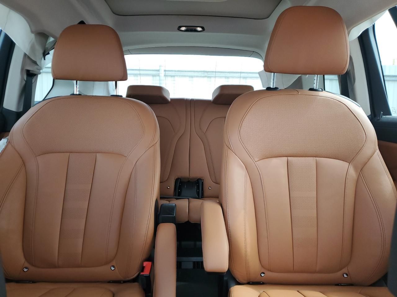 2022 BMW X7