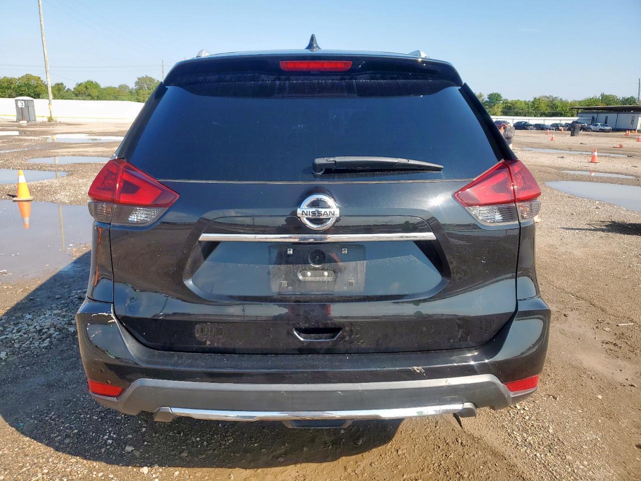 2018 NISSAN ROGUE