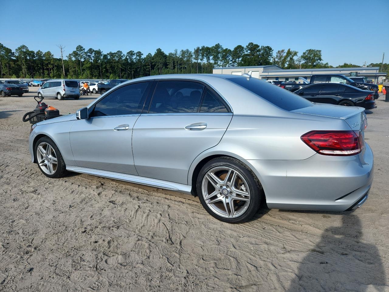2014 MERCEDES-BENZ E-Class