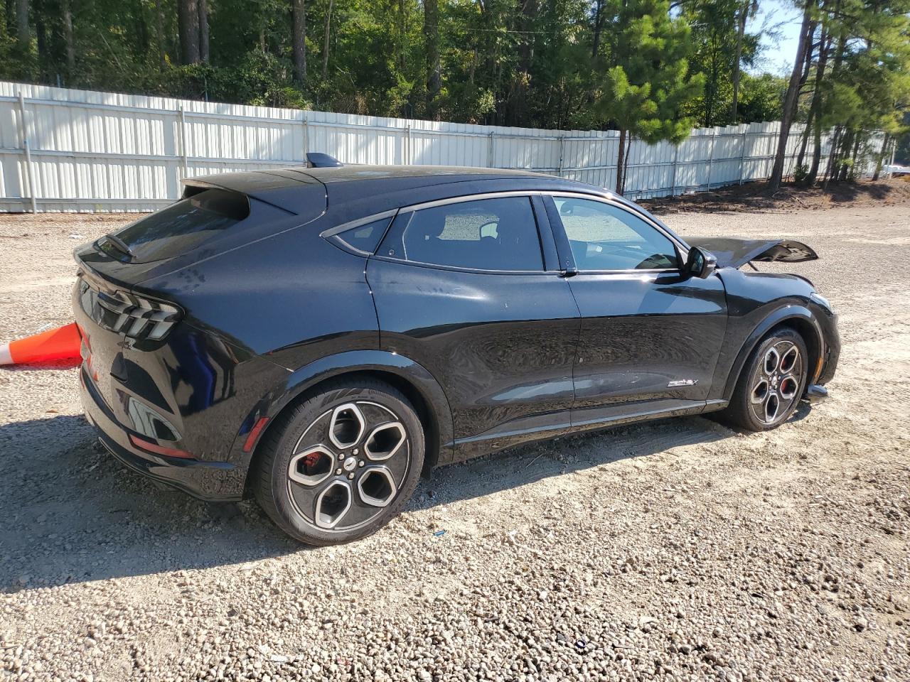 2023 FORD Mustang Mach-E