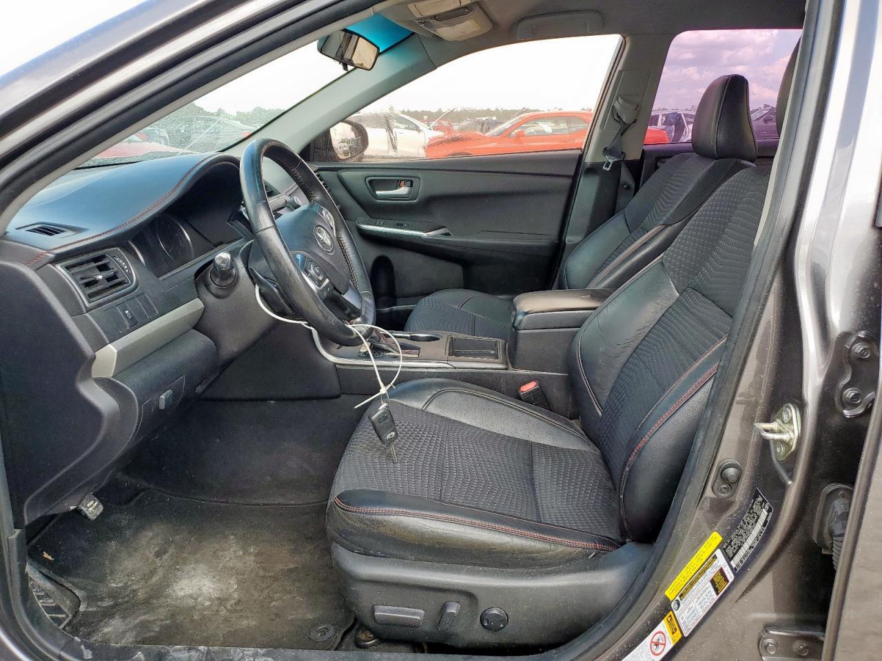 2015 TOYOTA CAMRY
