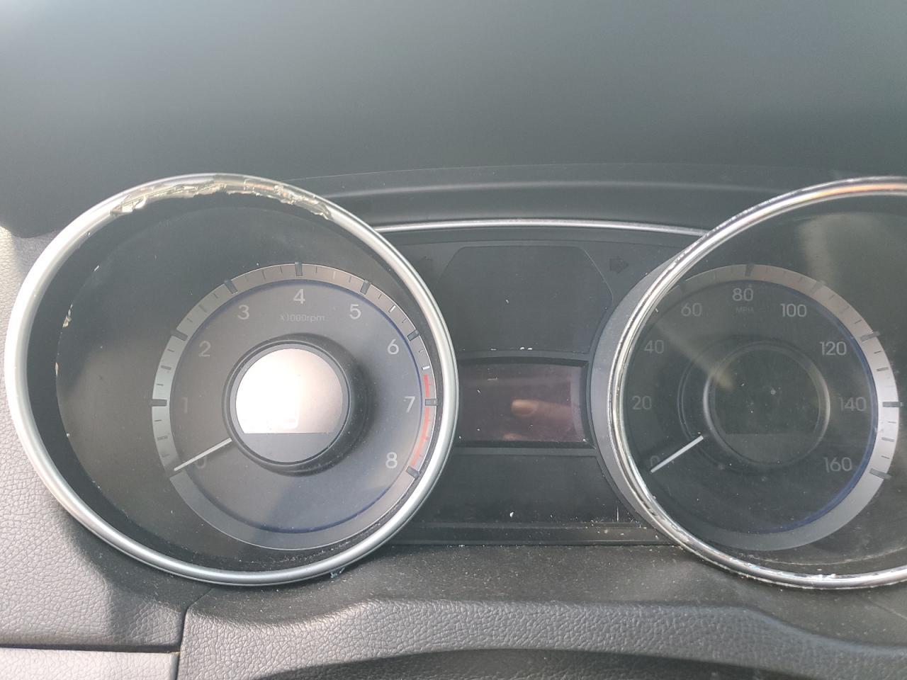 2011 HYUNDAI SONATA