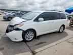 2012 TOYOTA SIENNA