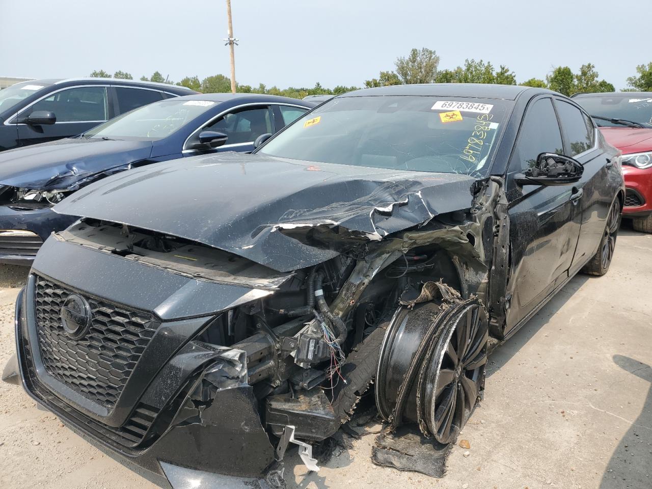 2022 NISSAN ALTIMA