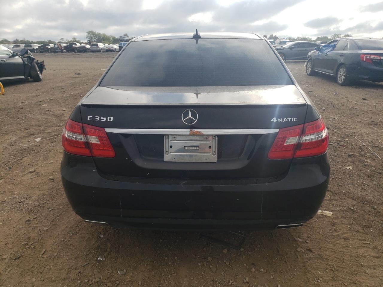 2013 MERCEDES-BENZ E-Class