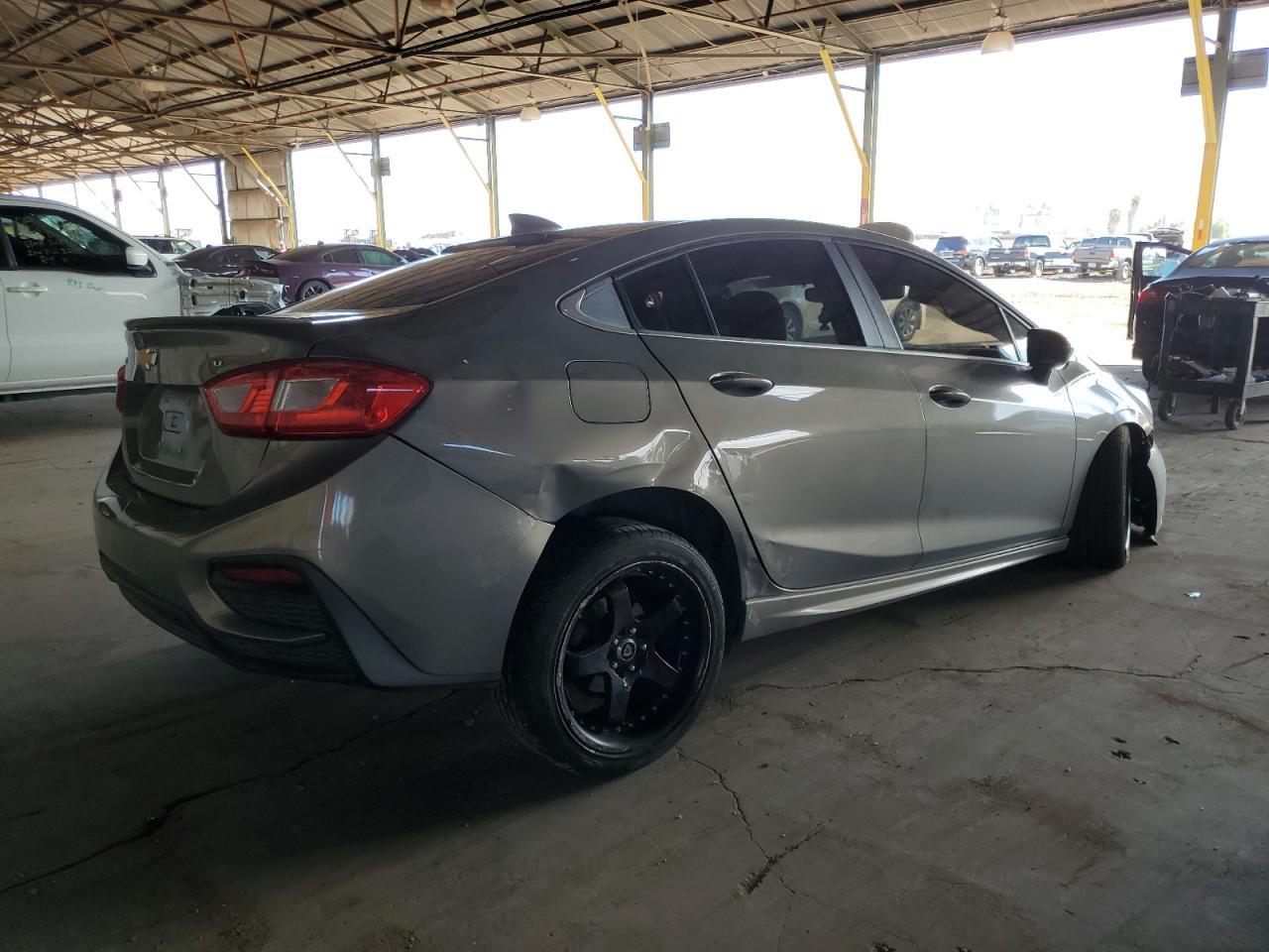 2017 CHEVROLET CRUZE