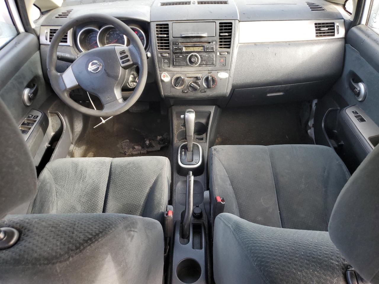 2010 NISSAN VERSA