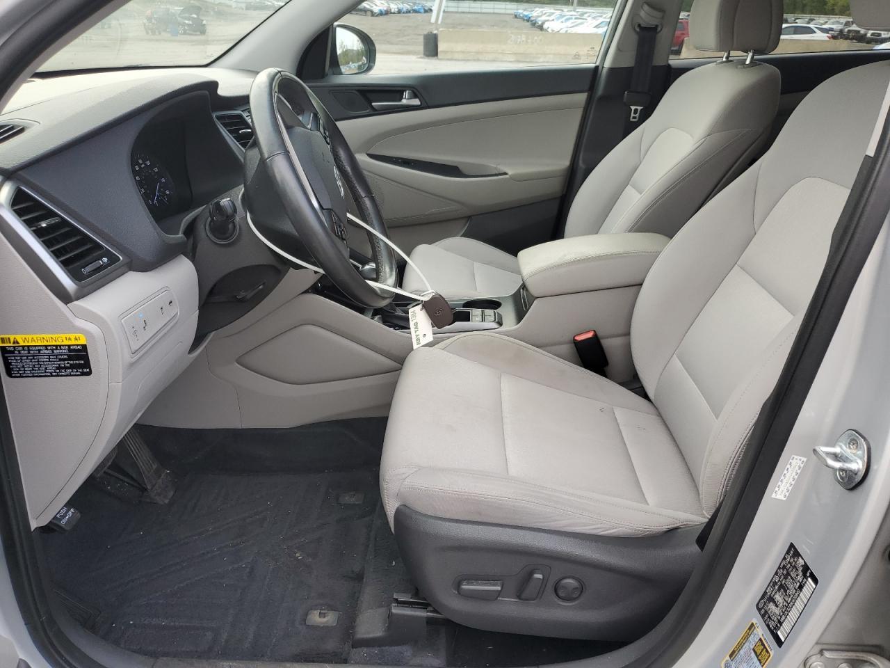 2017 HYUNDAI TUCSON