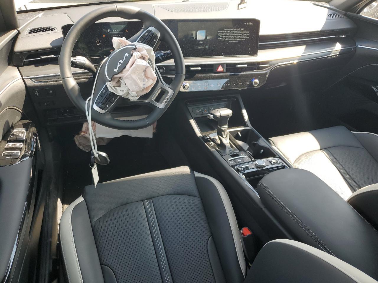 2025 KIA K5