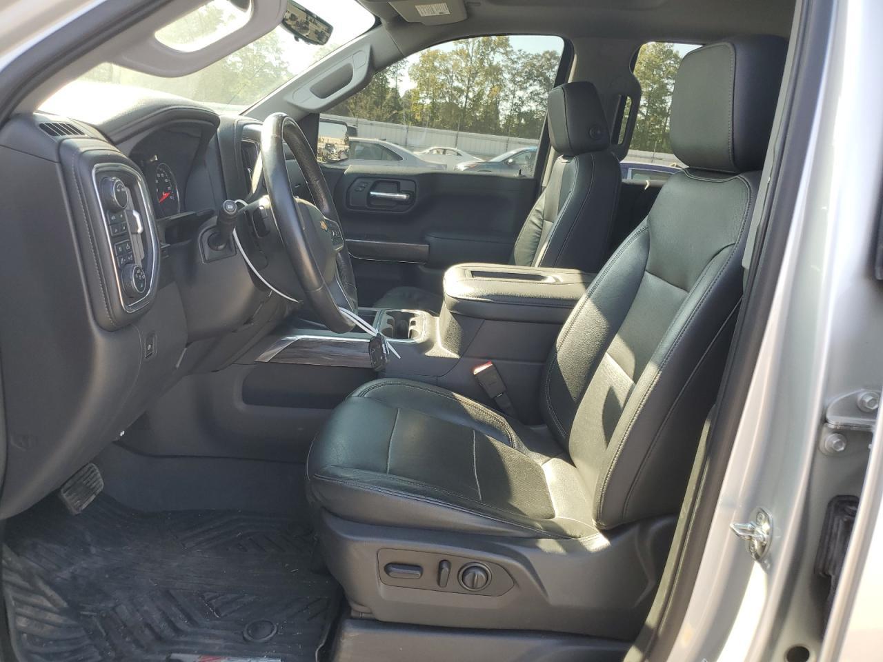2020 CHEVROLET Silverado