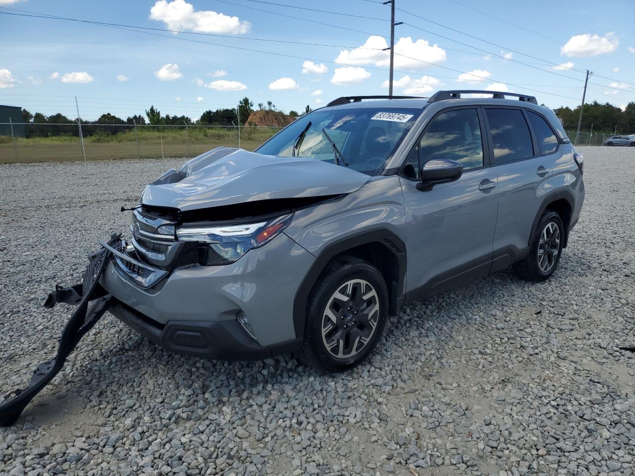 2025 SUBARU FORESTER