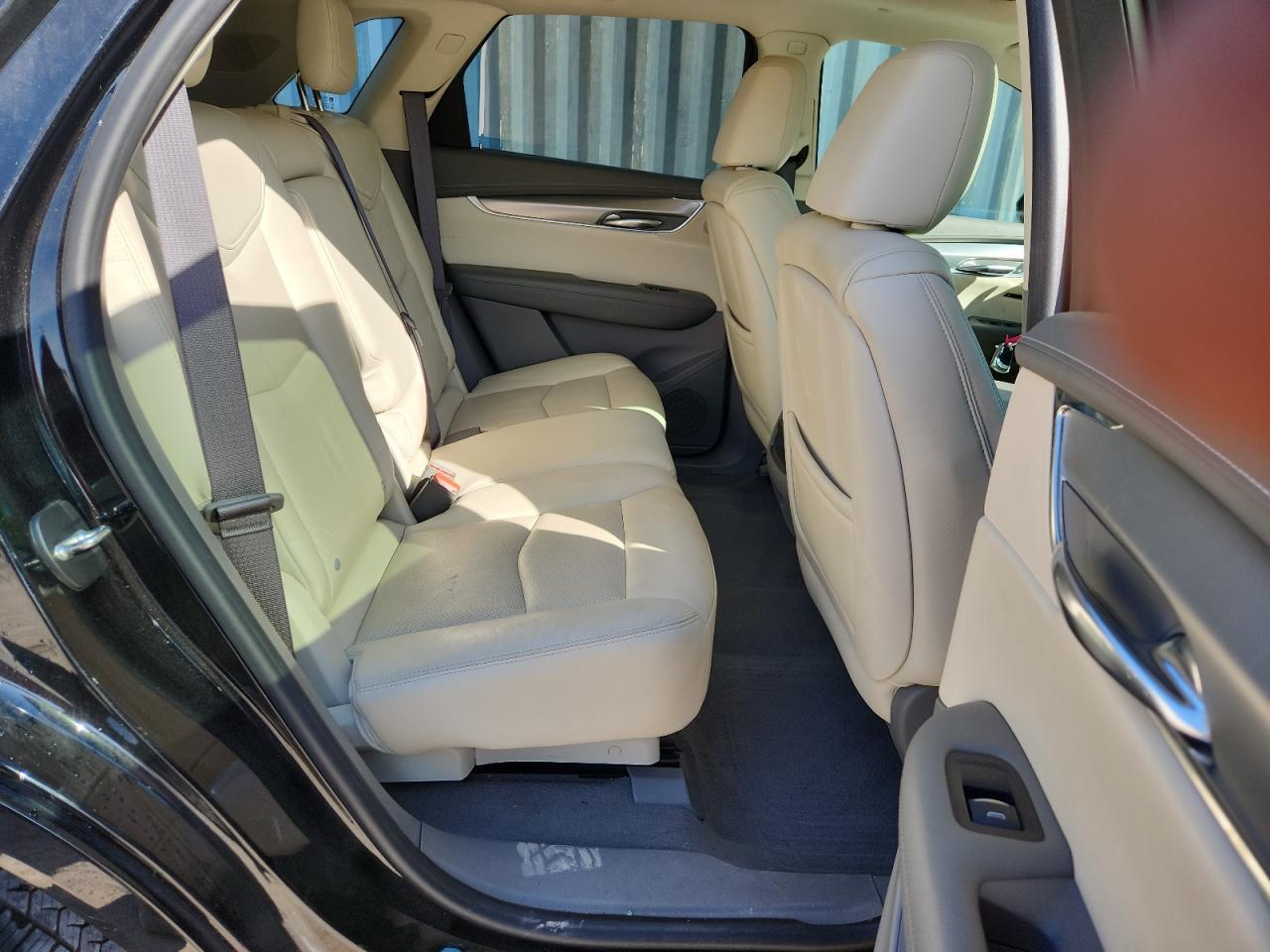 2017 CADILLAC XT5