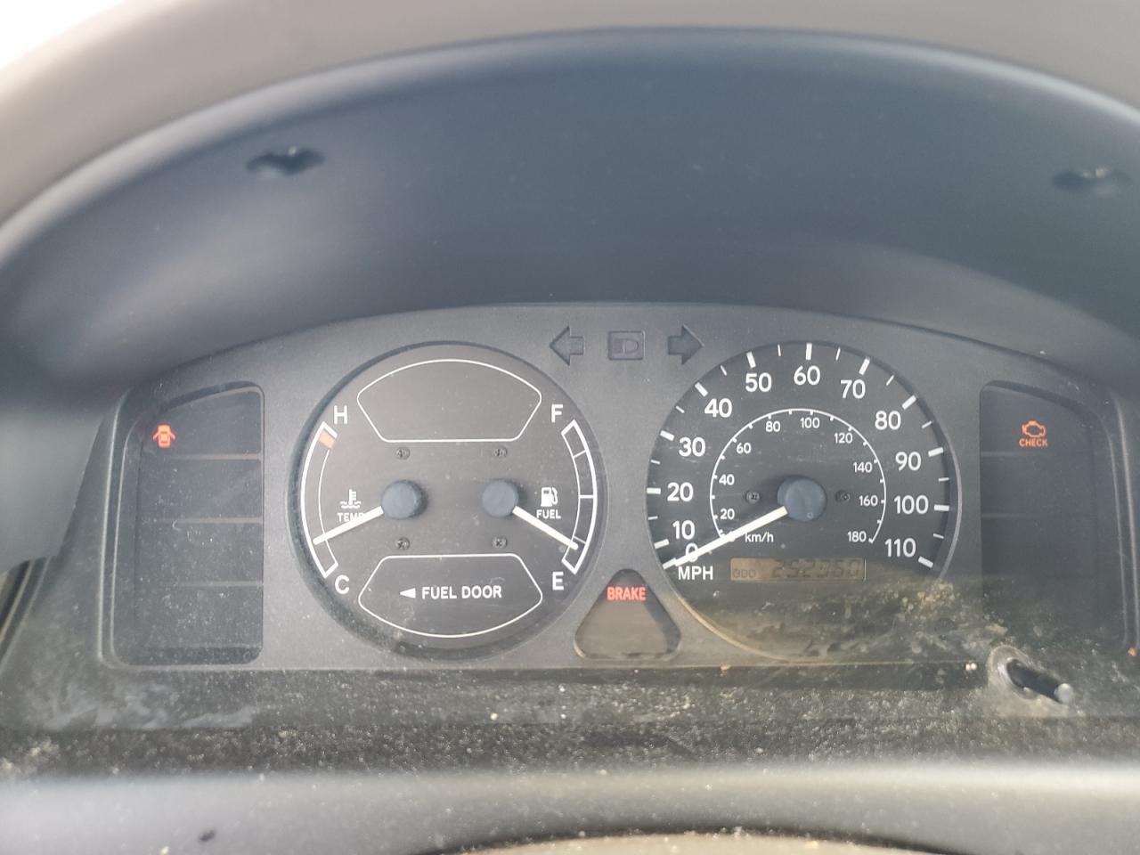 2000 TOYOTA COROLLA