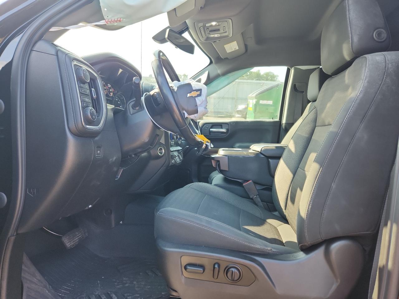 2021 CHEVROLET Silverado