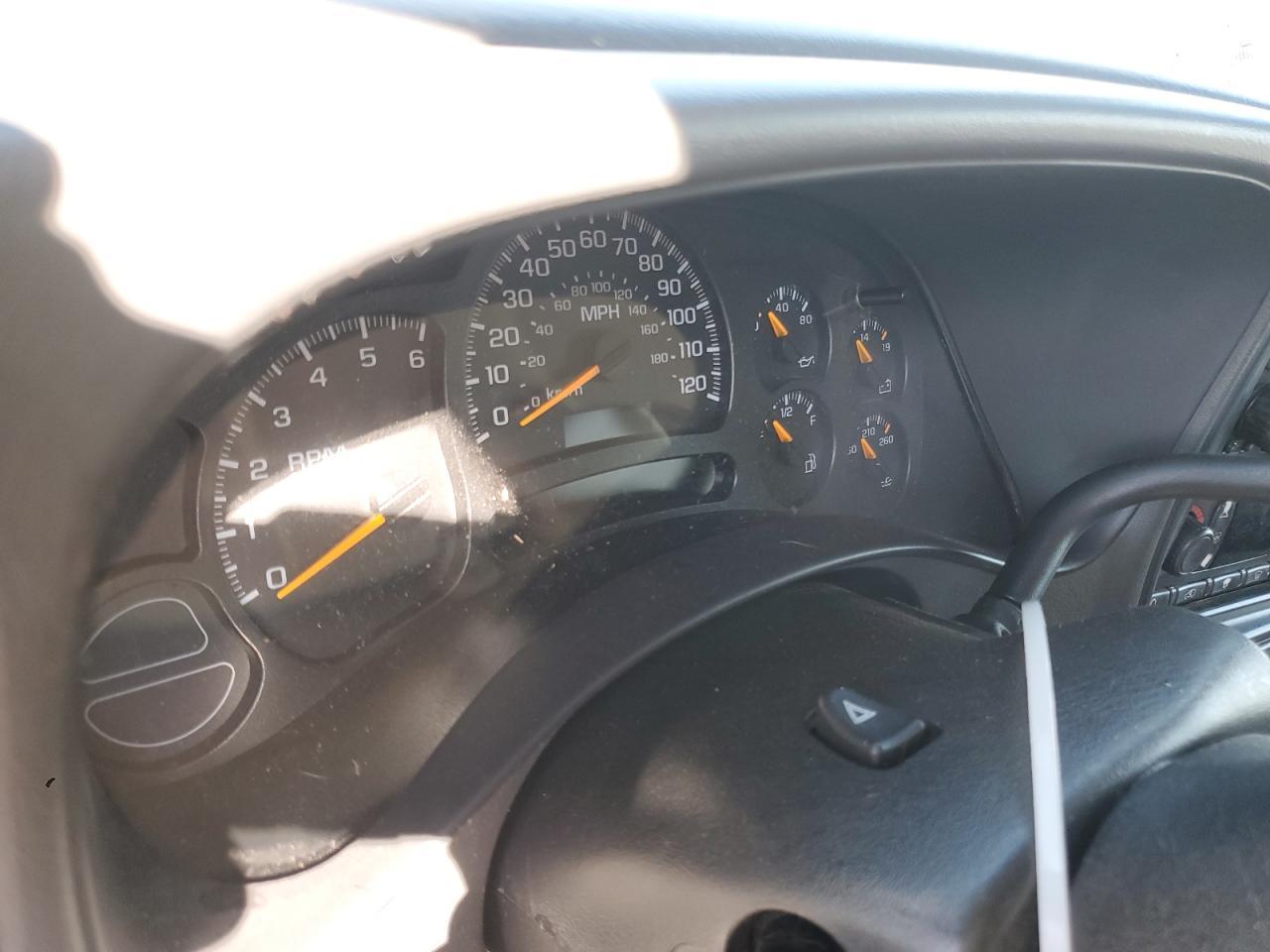 2005 CHEVROLET Suburban