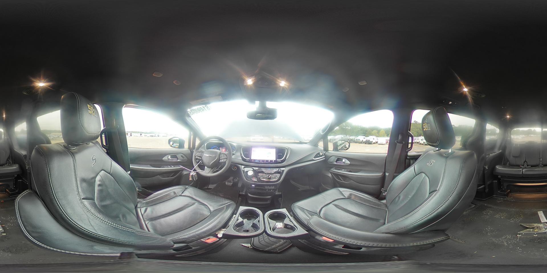 2022 CHRYSLER Pacifica