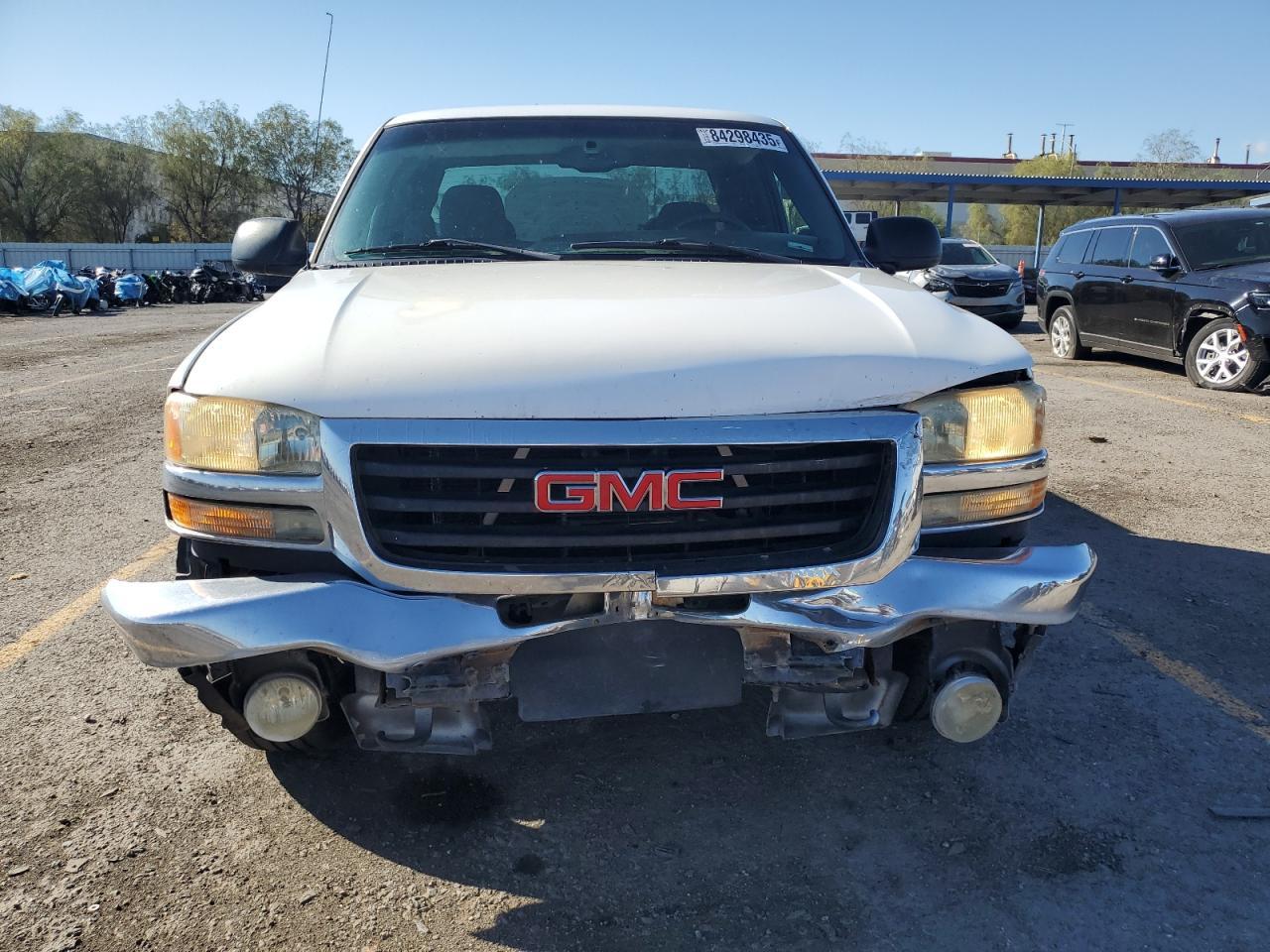 2005 GMC Sierra