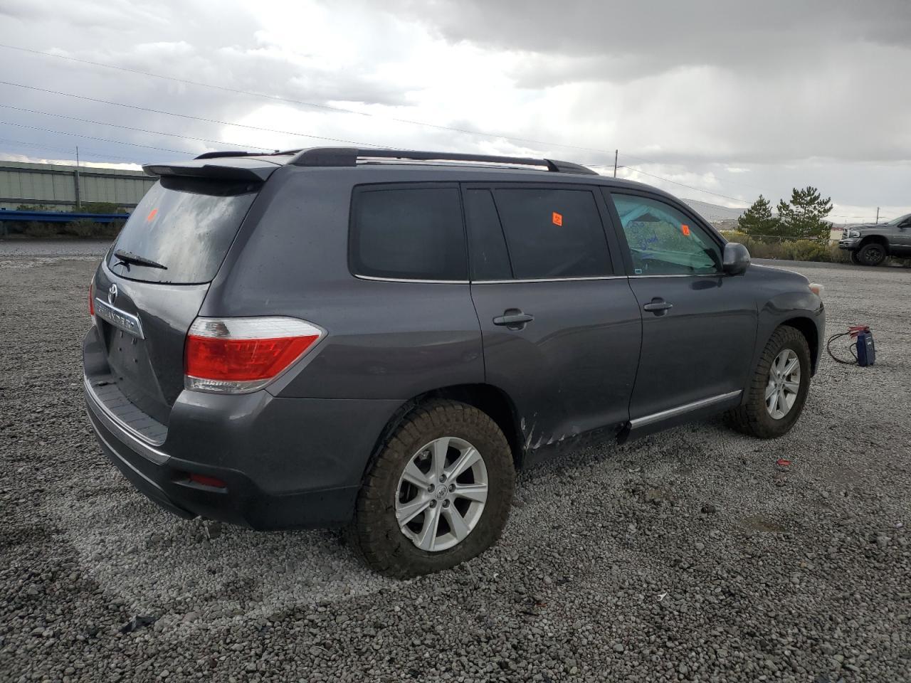 2013 TOYOTA HIGHLANDER