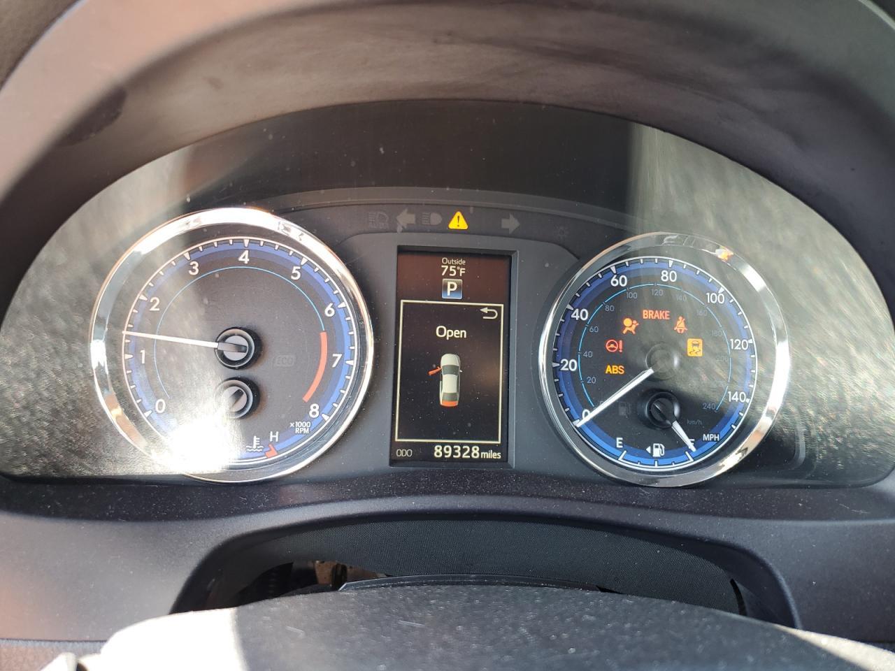 2019 TOYOTA COROLLA