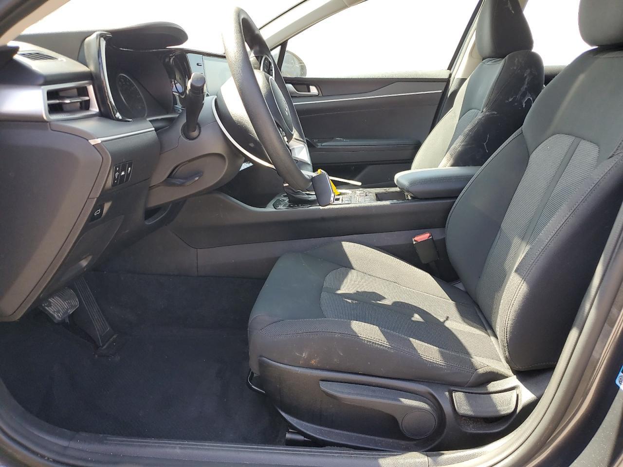 2022 KIA K5