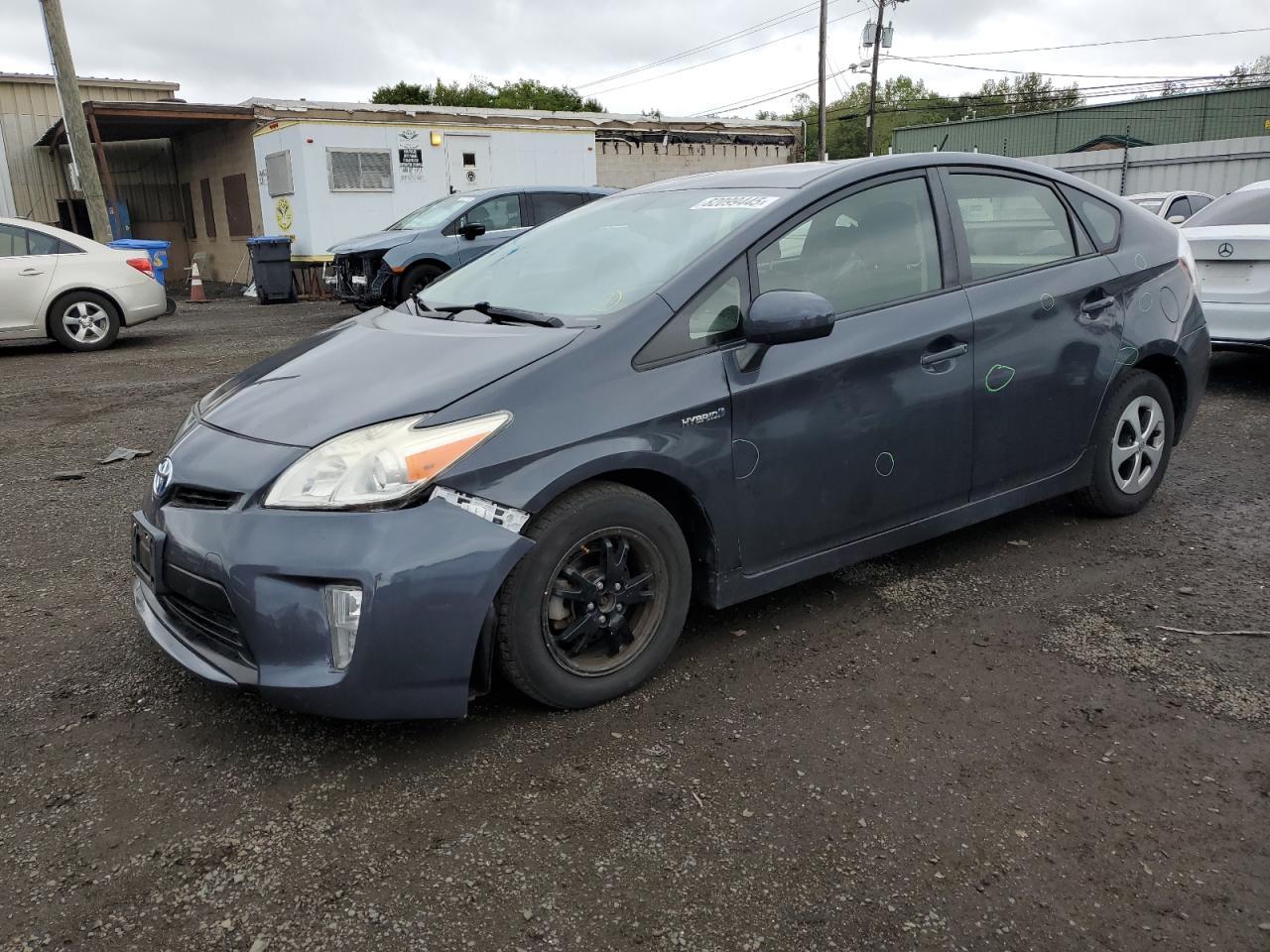 2013 TOYOTA PRIUS