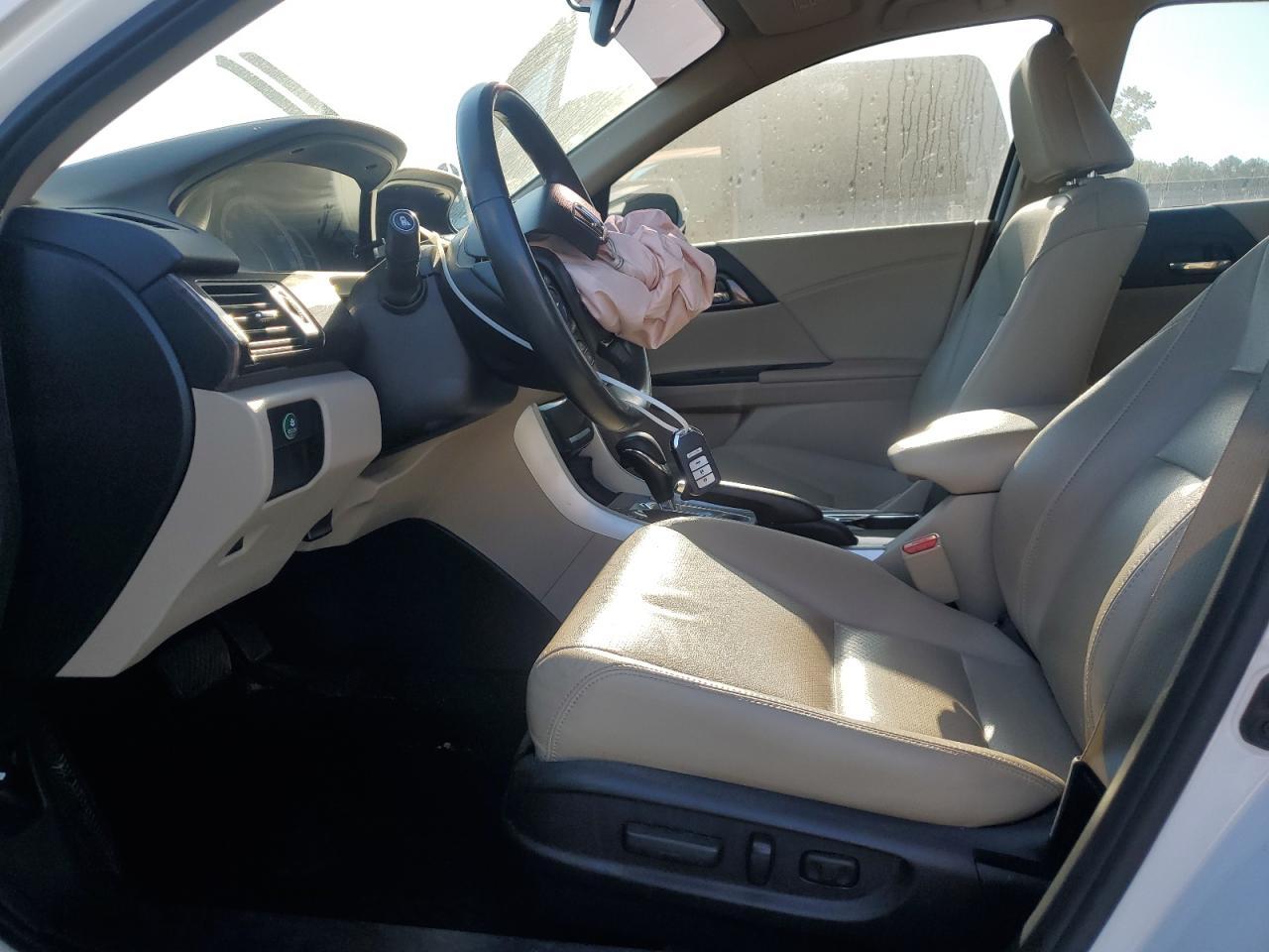 2017 HONDA ACCORD