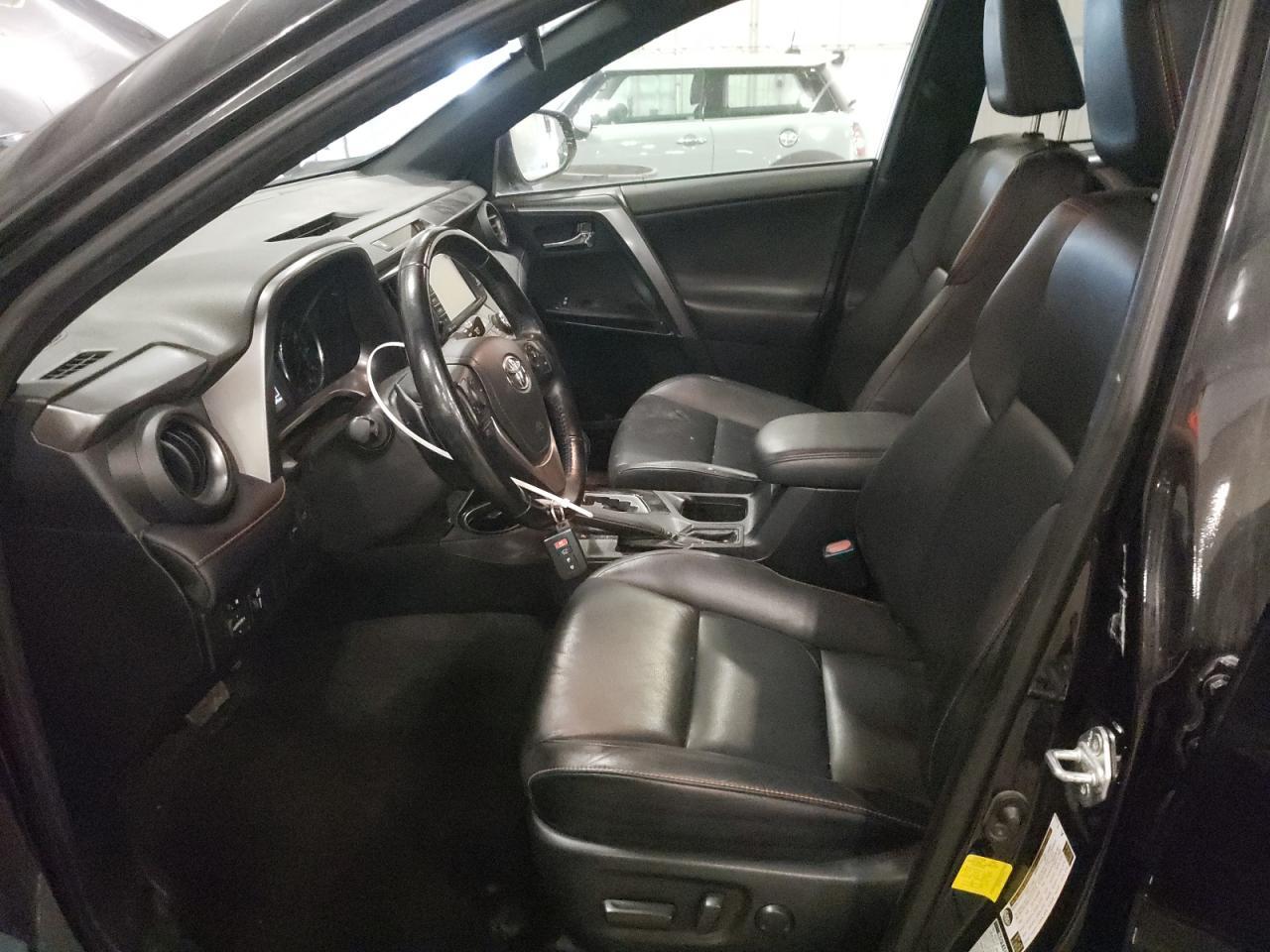 2016 TOYOTA RAV4