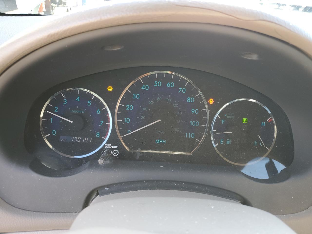 2010 TOYOTA SIENNA
