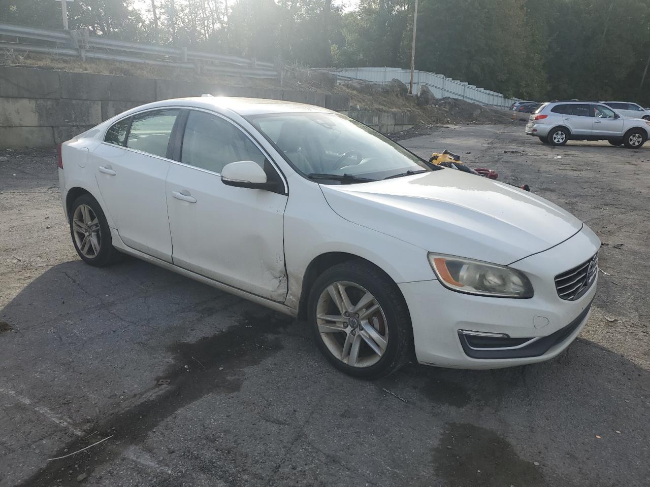2014 VOLVO S60