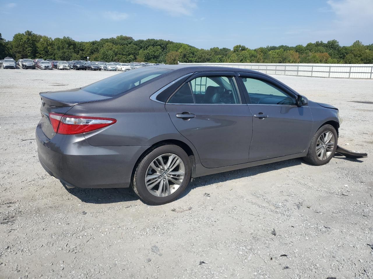 2016 TOYOTA CAMRY