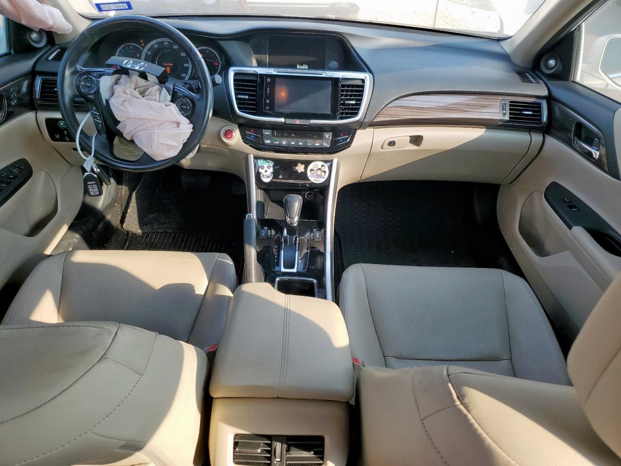 2017 HONDA ACCORD
