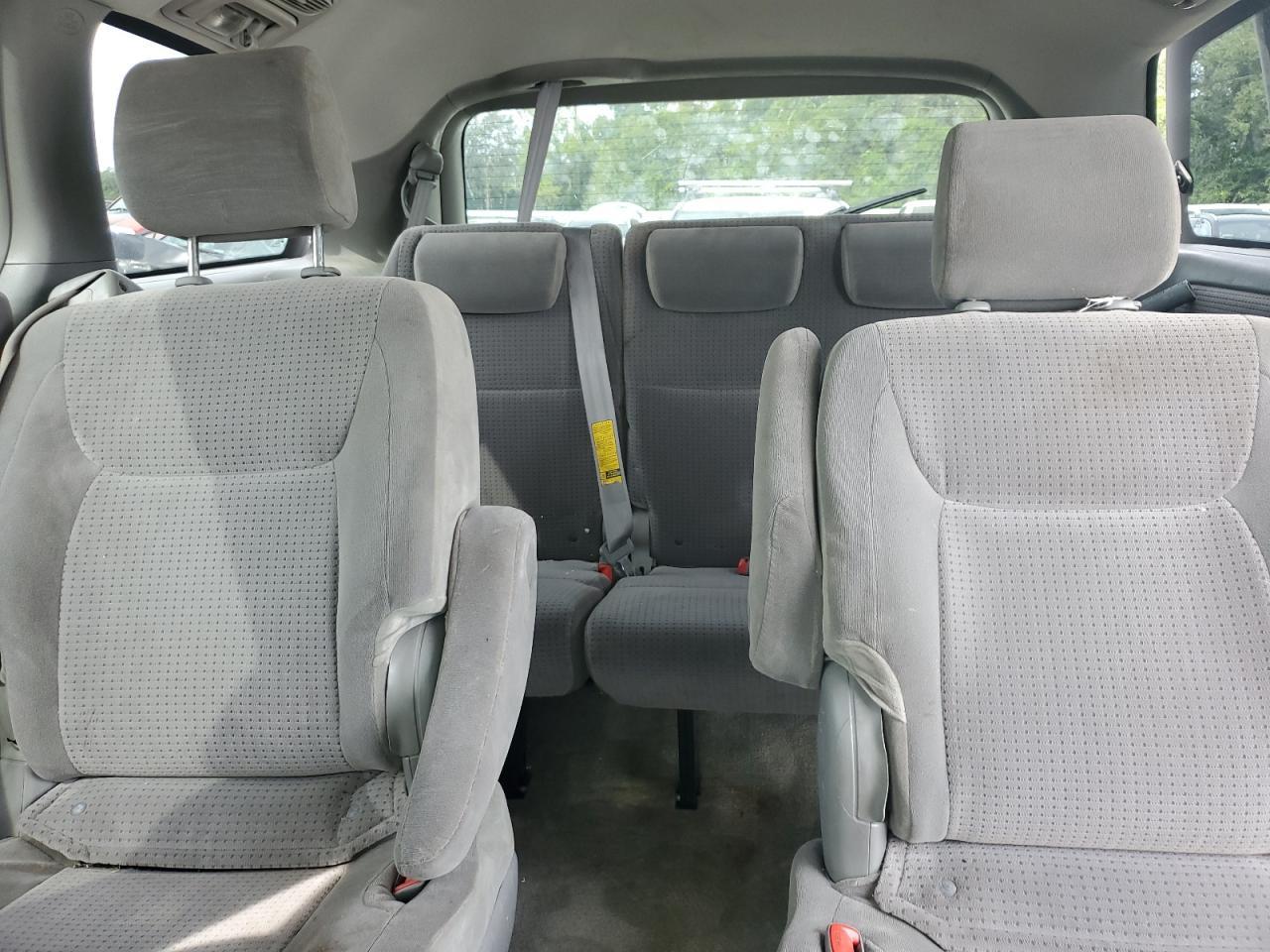 2006 TOYOTA SIENNA