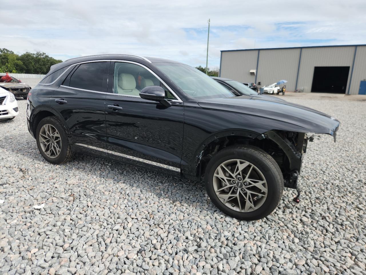 2023 GENESIS GV70
