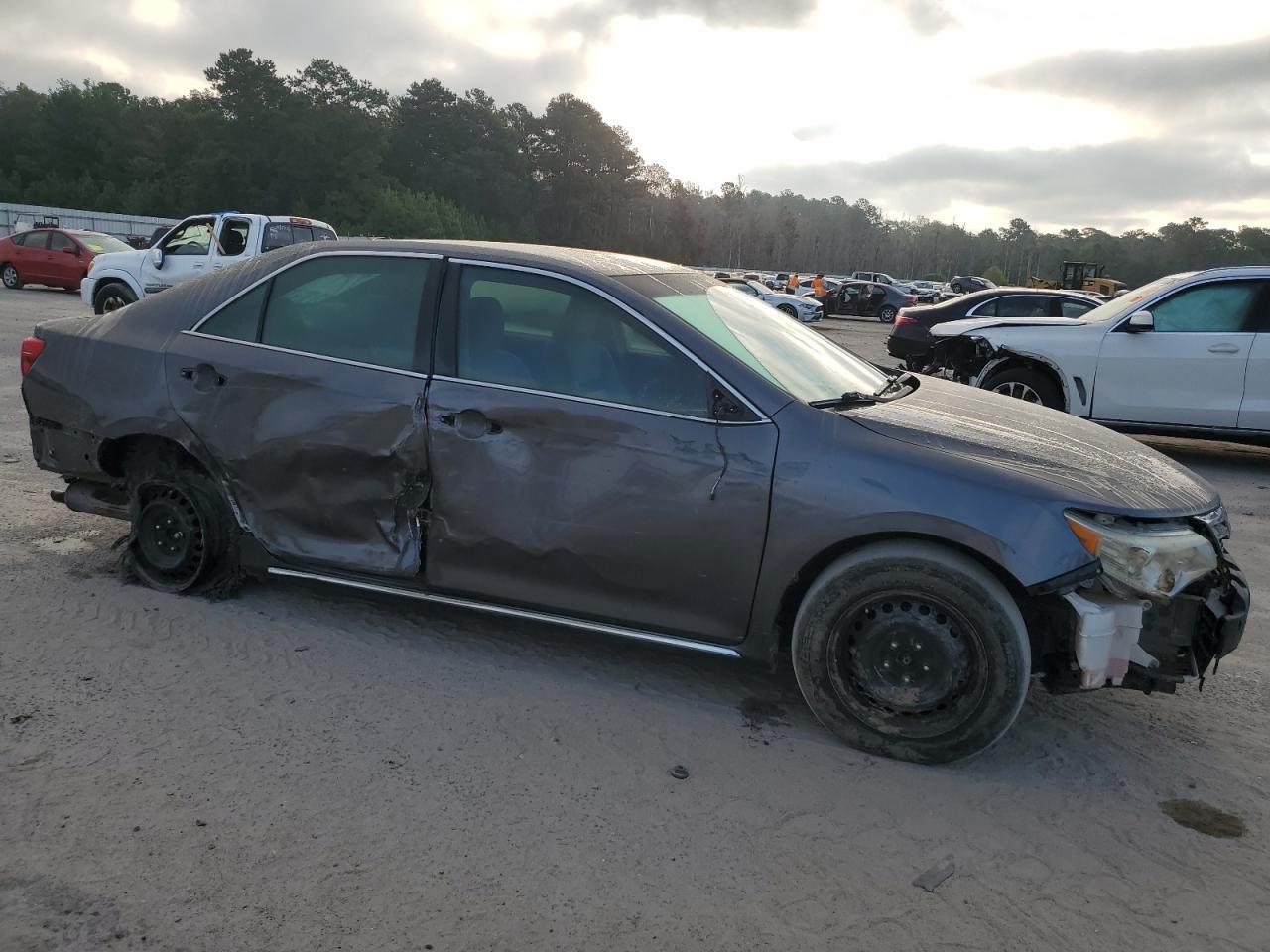 2013 TOYOTA CAMRY