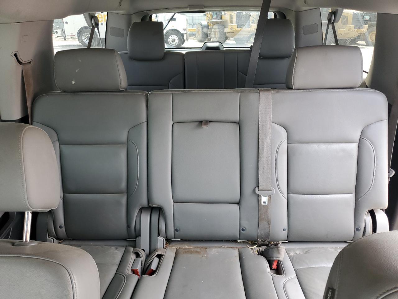 2015 CHEVROLET Suburban