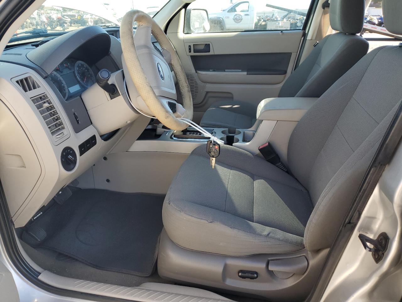 2009 FORD ESCAPE