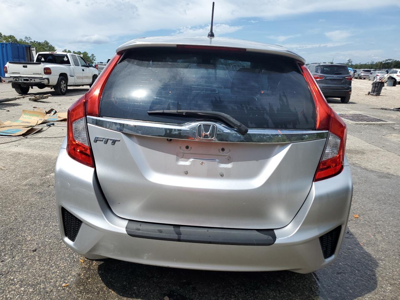 2015 HONDA FIT