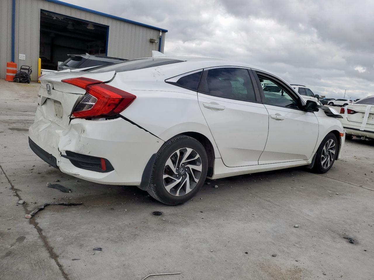 2018 HONDA CIVIC