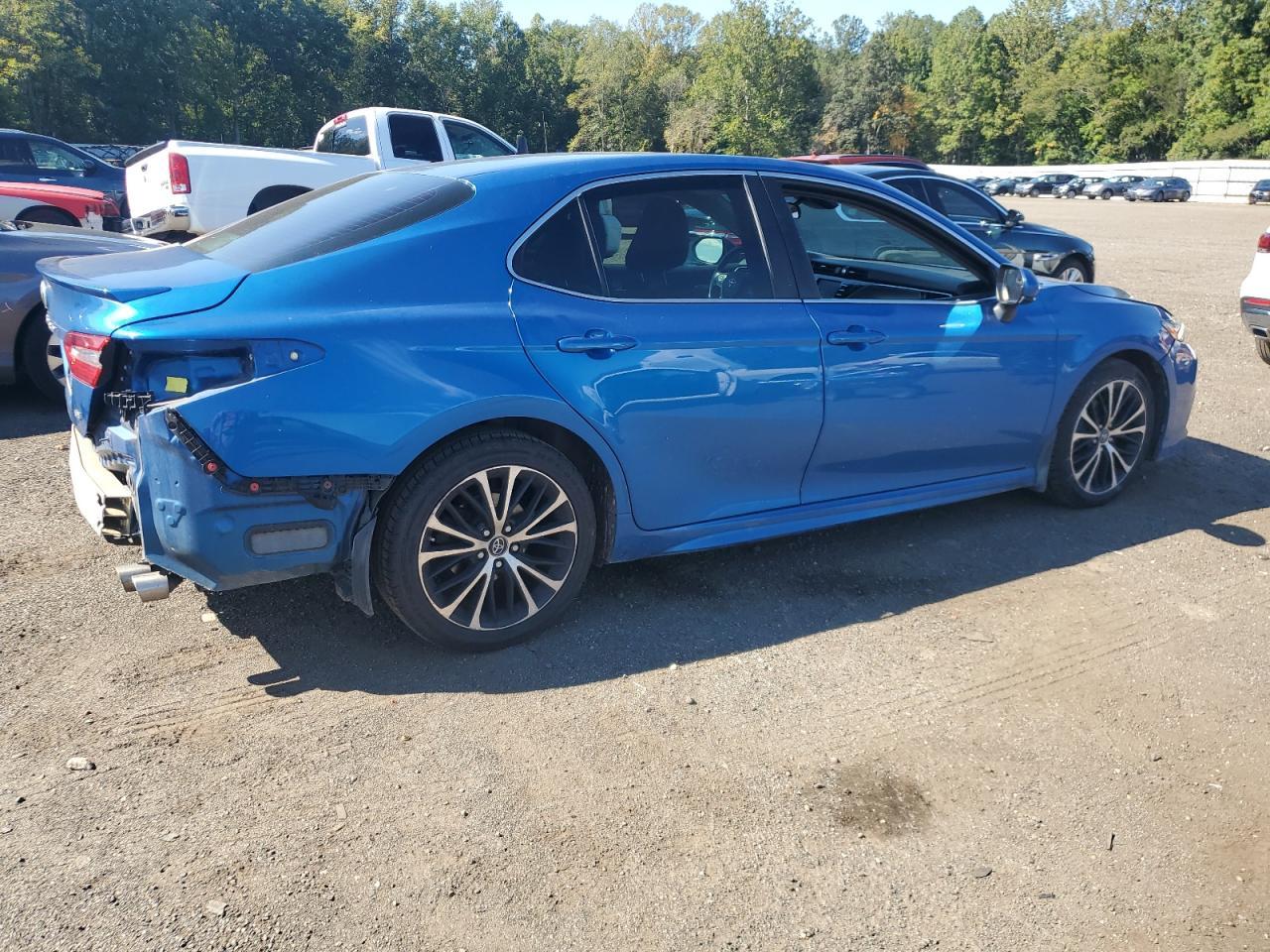 2018 TOYOTA CAMRY