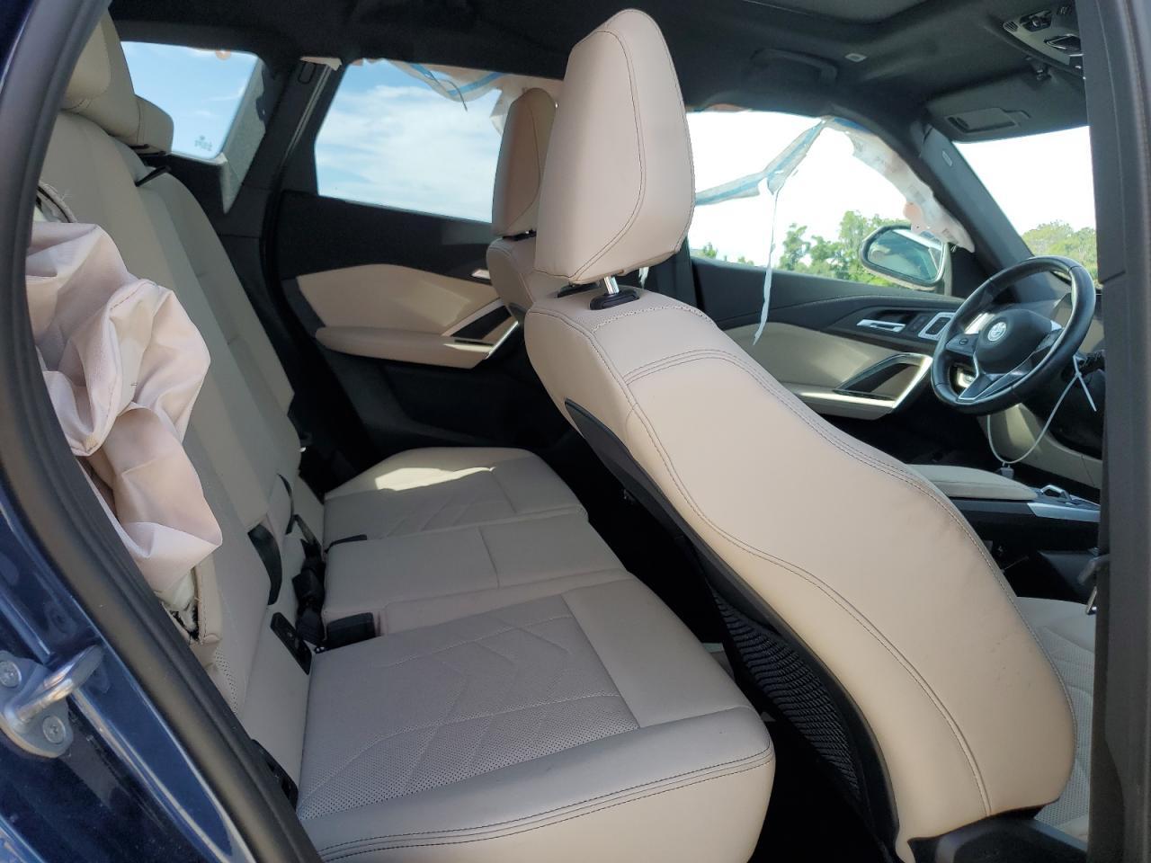 2024 BMW X1