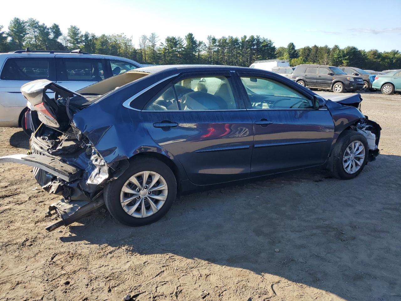 2016 TOYOTA CAMRY