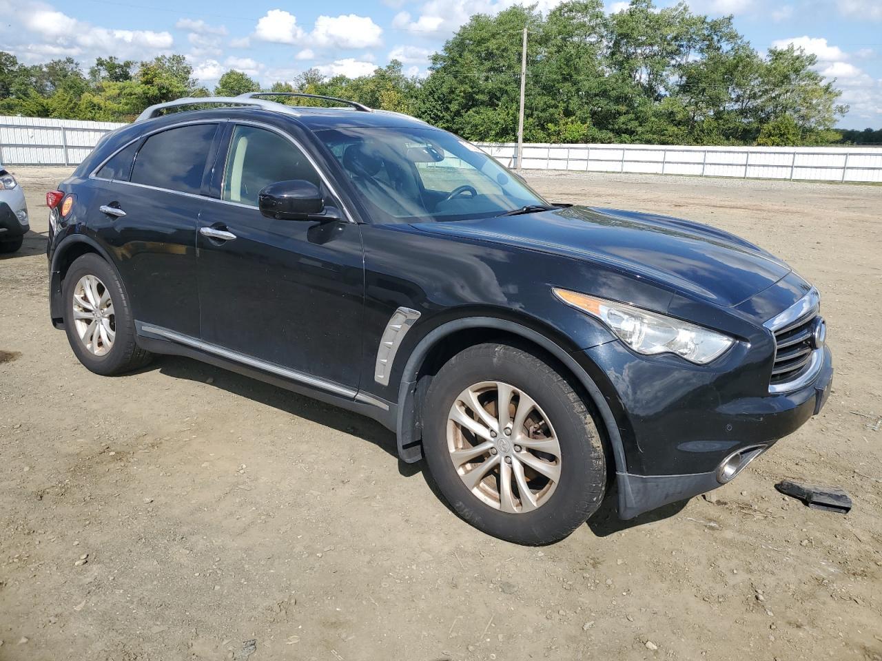 2013 INFINITI FX37
