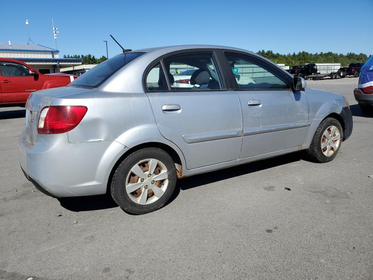 2010 KIA RIO