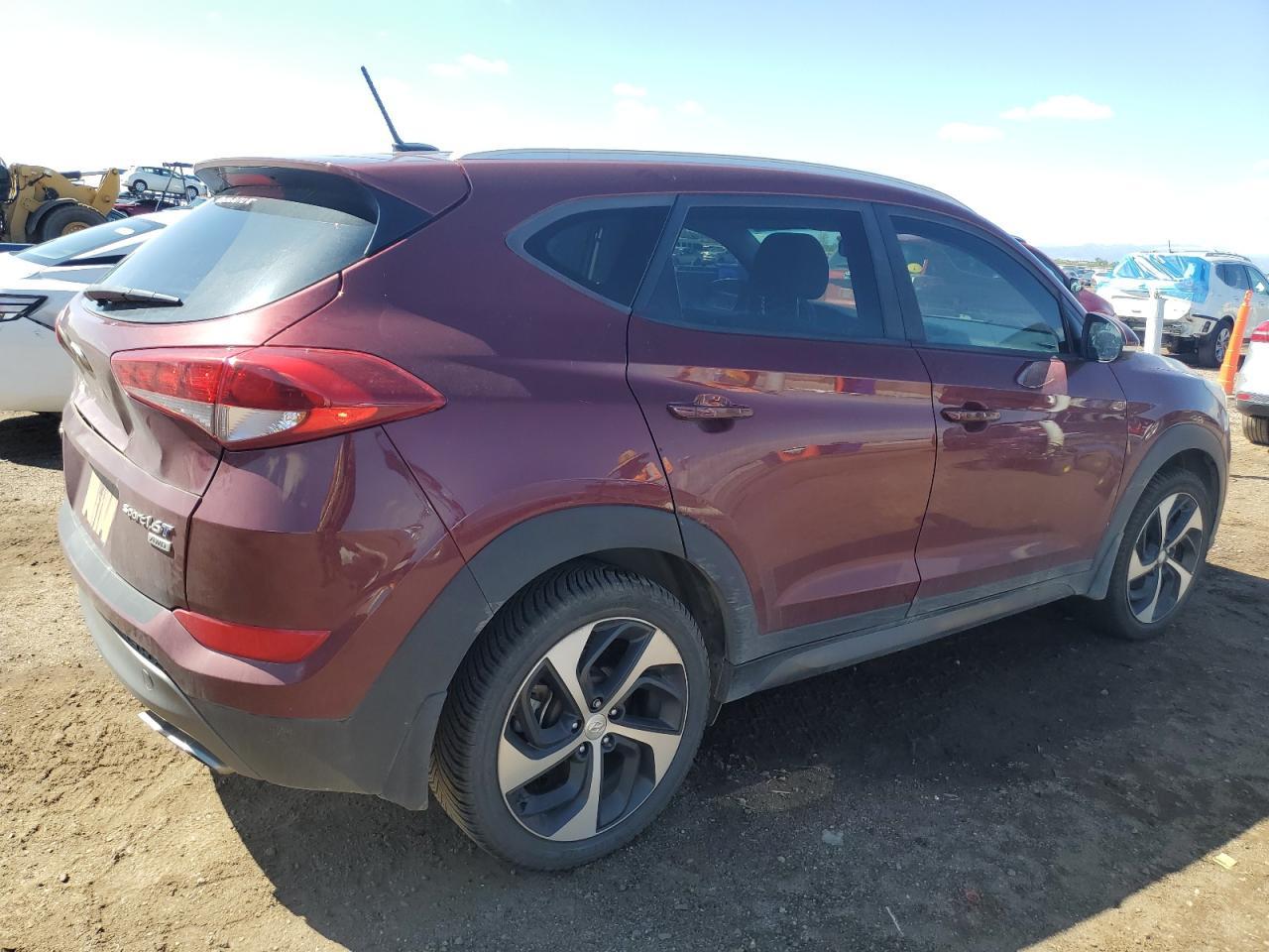 2016 HYUNDAI TUCSON